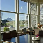 Country Hotel 3*