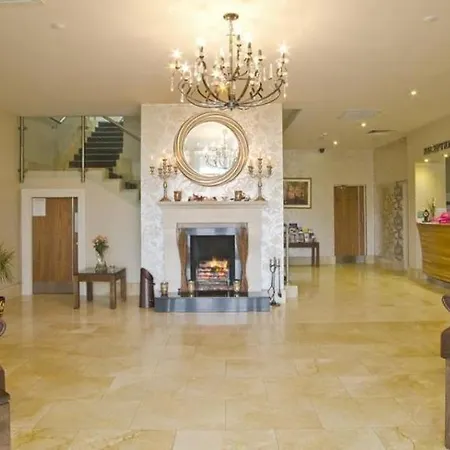Country 3* Westport