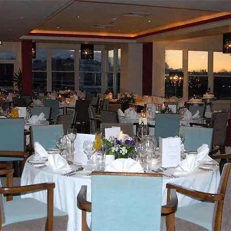 Country Hotel 3*